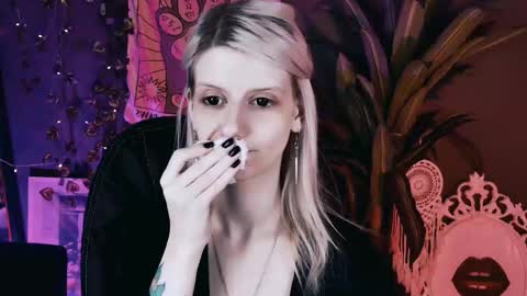 REAL name LiaDM are always open online show from March 28, 2026, 1:54 pm