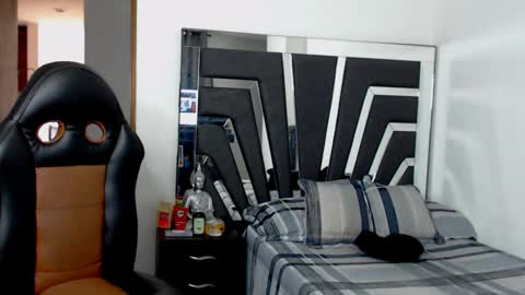 Snapshot of noah_harris01 chatting on February 3, 2025, 3:06 pm Noah Harris01 online show from February 3, 2025, 3:06 pm