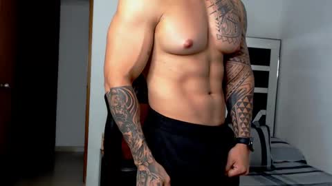 Snapshot of noah_harris01 chatting on February 16, 2025, 12:52 am Noah Harris01 online show from February 16, 2025, 12:52 am