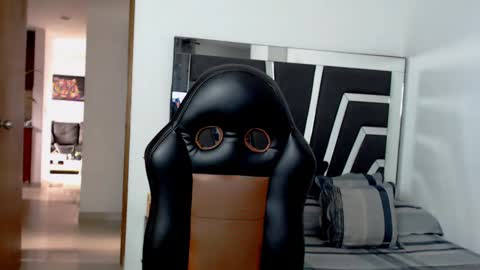 Snapshot of noah_harris01 chatting on February 17, 2025, 12:59 pm Noah Harris01 online show from February 17, 2025, 12:59 pm