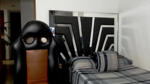 Snapshot of noah_harris01 chatting on September 16, 2025, 10:16 am Noah Harris01 online show from September 16, 2025, 10:16 am