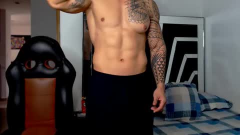 Snapshot of noah_harris01 chatting on May 29, 2026, 12:36 pm Noah Harris01 online show from May 29, 2026, 12:36 pm