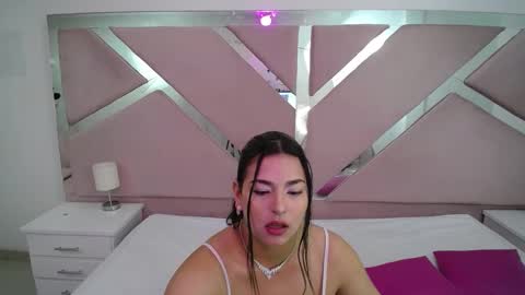 Snapshot of noah_jhonson__ chatting on December 16, 2024, 4:27 pm Noah online show from December 16, 2024, 4:27 pm