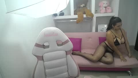 Snapshot of noah_jhonson__ chatting on January 17, 2025, 1:13 pm Noah online show from January 17, 2025, 1:13 pm