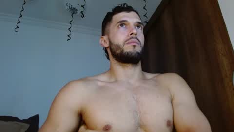 Snapshot of noah_jhonsonn chatting on July 3, 2026, 12:00 pm Noah online show from July 3, 2026, 12:00 pm
