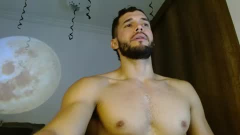 Snapshot of noah_jhonsonn chatting on July 7, 2026, 11:47 am Noah online show from July 7, 2026, 11:47 am