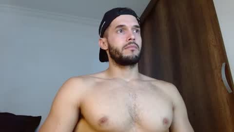 Snapshot of noah_jhonsonn chatting on July 24, 2026, 4:38 pm Noah online show from July 24, 2026, 4:38 pm