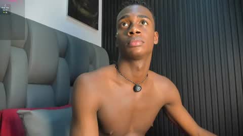 noah_johes online show from June 15, 2026, 8:44 pm