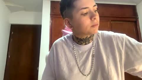 Snapshot of noah_martini chatting on January 24, 2025, 11:34 pm noah hehim online show from January 24, 2025, 11:34 pm