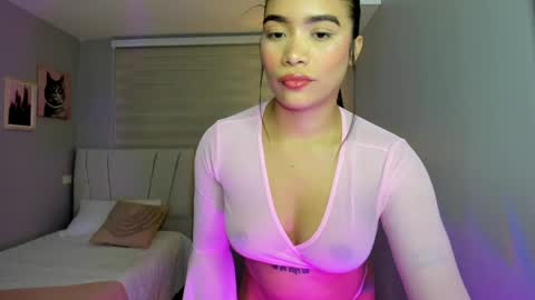 Noemy online show from May 14, 2026, 12:34 pm