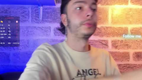 Snapshot of noah_ricci_ chatting on October 2, 2025, 1:07 pm    online show from October 2, 2025, 1:07 pm