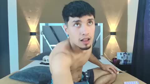 Snapshot of noah_smith05 chatting on March 12, 2026, 9:32 pm noah online show from March 12, 2026, 9:32 pm