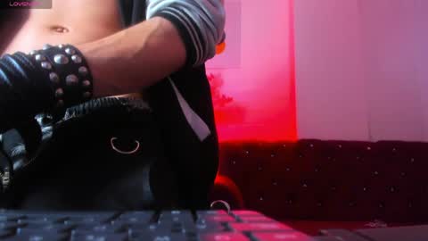 noah_starks online show from May 15, 2026, 8:16 pm