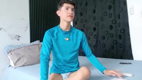 Snapshot of noah_tyler_ chatting on January 15, 2026, 6:00 pm noah tyler online show from January 15, 2026, 6:00 pm