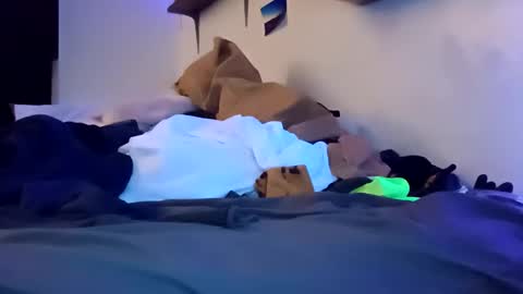 Snapshot of noah_wesley chatting on February 5, 2026, 8:41 am Noah Wesley online show from February 5, 2026, 8:41 am