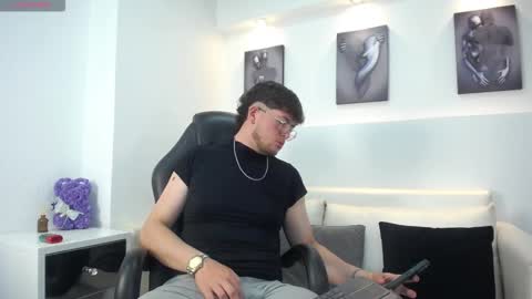 Noah online show from February 2, 2026, 8:07 pm