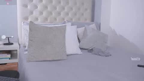 Noah Avery online show from March 6, 2026, 11:34 pm