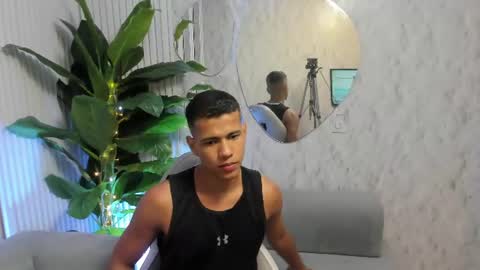 Snapshot of noahdark_ chatting on July 21, 2026, 2:36 am NOAH online show from July 21, 2026, 2:36 am