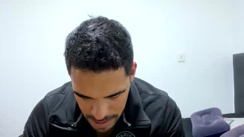 Snapshot of noahsexx98 chatting on September 21, 2025, 11:12 am noahsexx98 online show from September 21, 2025, 11:12 am