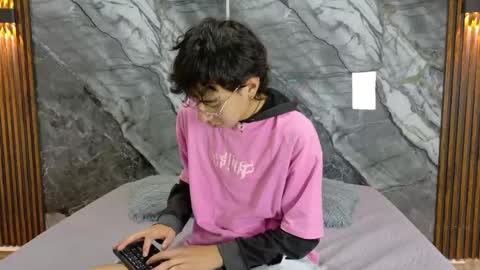    online show from May 13, 2026, 11:07 am