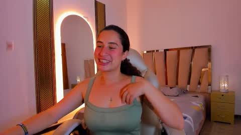 NOA MALAK online show from March 10, 2026, 1:38 pm