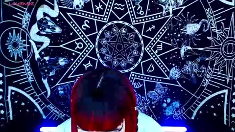 Snapshot of noamy_666 chatting on October 1, 2025, 11:55 pm caroline online show from October 1, 2025, 11:55 pm