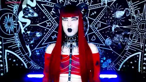 Snapshot of noamy_666 chatting on October 14, 2025, 2:34 am caroline online show from October 14, 2025, 2:34 am