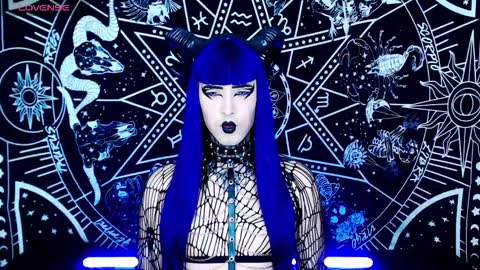 Snapshot of noamy_666 chatting on October 16, 2025, 2:45 am caroline online show from October 16, 2025, 2:45 am