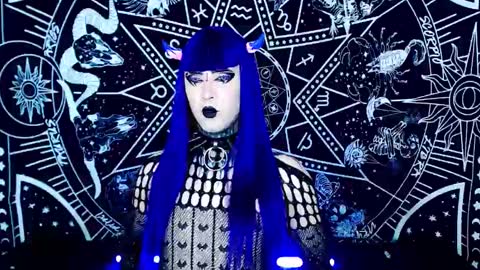 caroline online show from November 15, 2025, 3:04 am