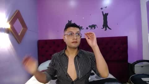 Snapshot of noasweet_ chatting on February 6, 2026, 11:46 am NoaSweet online show from February 6, 2026, 11:46 am