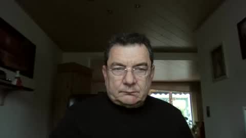 nobbie44 online show from January 17, 2025, 1:46 pm