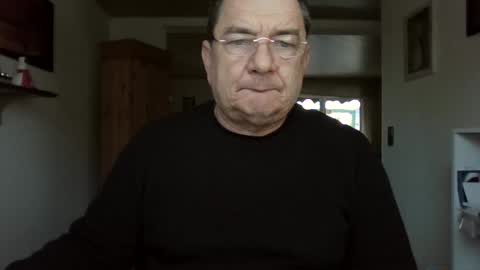 nobbie44 online show from January 19, 2025, 10:39 am