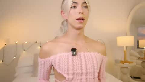 Samantha online show from April 15, 2026, 11:16 pm