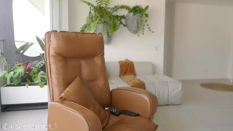 Samantha online show from April 22, 2026, 1:01 pm