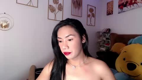 Samantha Summer online show from September 26, 2025, 9:35 am