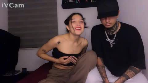 Snapshot of nocturnallovers_ss chatting on November 28, 2025, 4:15 am Jean Y Isa online show from November 28, 2025, 4:15 am