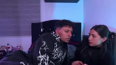 Jean Y Isa online show from February 5, 2026, 3:44 am