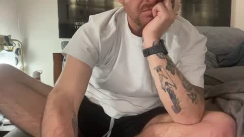 NocturneEros33 online show from February 5, 2026, 8:30 am