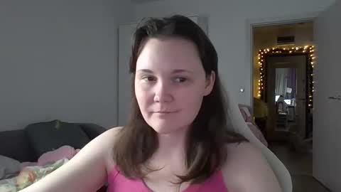 nodarell online show from November 25, 2025, 3:56 pm