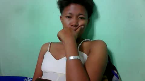 noella711128 online show from September 24, 2025, 4:49 am