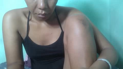 Snapshot of noella711128 chatting on December 23, 2025, 3:37 am noella711128 online show from December 23, 2025, 3:37 am