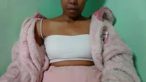 Snapshot of noellah chatting on October 8, 2025, 7:06 am noellah online show from October 8, 2025, 7:06 am