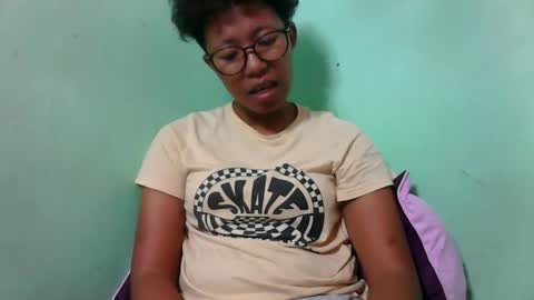 Snapshot of noellah chatting on October 15, 2025, 8:03 am noellah online show from October 15, 2025, 8:03 am