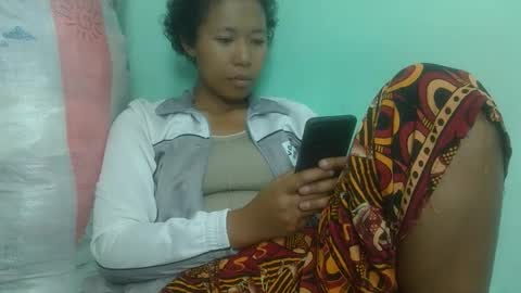 noellah online show from February 15, 2026, 3:36 am