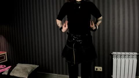 noellepaws online show from September 11, 2025, 7:58 pm