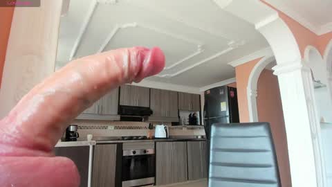 Snapshot of noemibcnz chatting on October 16, 2025, 3:24 pm  In instagram dayhannanoemi online show from October 16, 2025, 3:24 pm