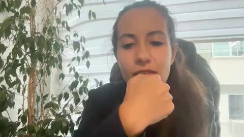 Snapshot of noemitaboo chatting on October 30, 2025, 2:18 pm NoemiTaboo online show from October 30, 2025, 2:18 pm