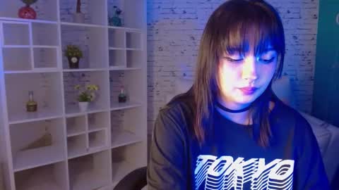 Noeva online show from September 28, 2025, 9:20 pm