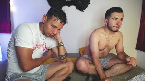 noha_and_iam1 online show from February 12, 2026, 11:27 am