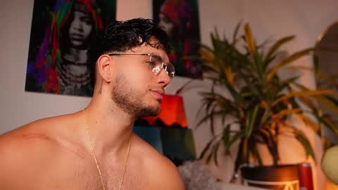 Snapshot of noha_miler chatting on February 11, 2026, 11:21 pm kevin online show from February 11, 2026, 11:21 pm